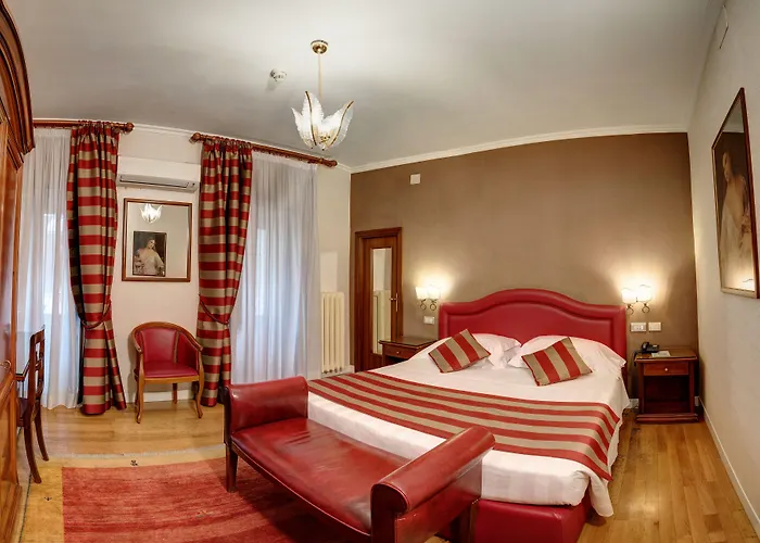 Hotel Piazza Di Spagna