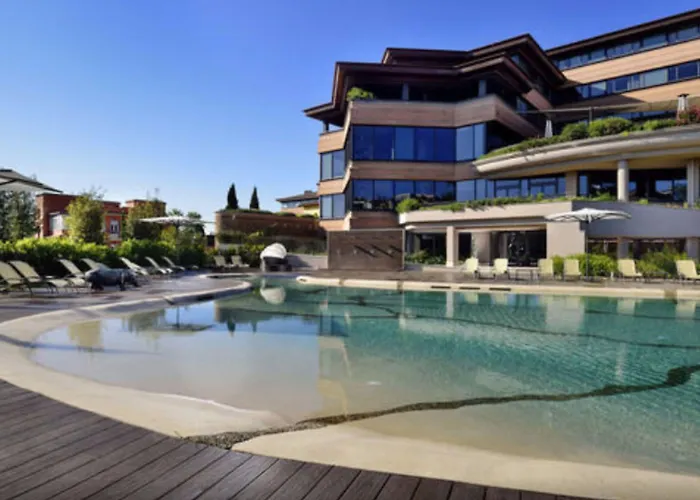 A.Roma Lifestyle Hotel